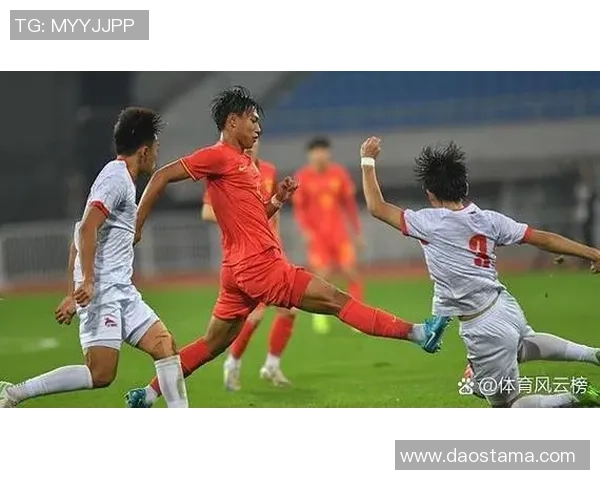 国足与卡塔尔激战回顾精彩视频集锦尽显足球魅力与激情瞬间